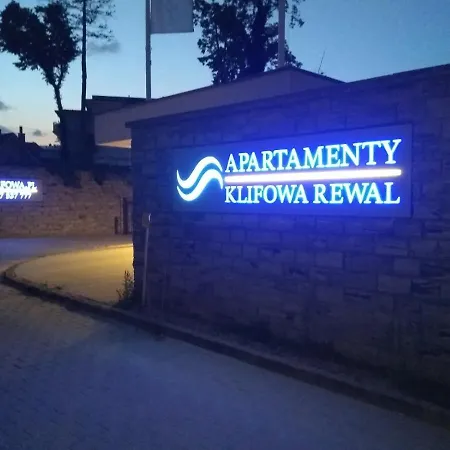 7m Z Basenem W Jednym Budynku Rewal, Free Private Parking, Park Rozrywki Hossoland 30 Minut Apartment Rewal