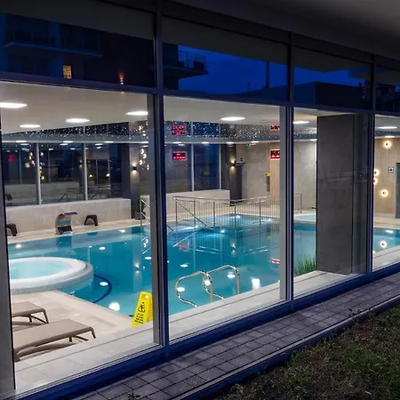 7m Z Basenem W Jednym Budynku Rewal, Free Private Parking, Park Rozrywki Hossoland 30 Minut *