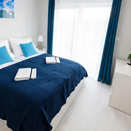 7m Z Basenem W Jednym Budynku Rewal, Free Private Parking, Park Rozrywki Hossoland 30 Minut Apartment