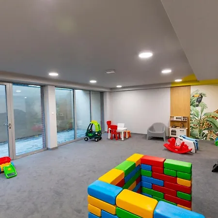 Apartment 7m Z Basenem W Jednym Budynku Rewal, Free Private Parking, Park Rozrywki Hossoland 30 Minut Rewal